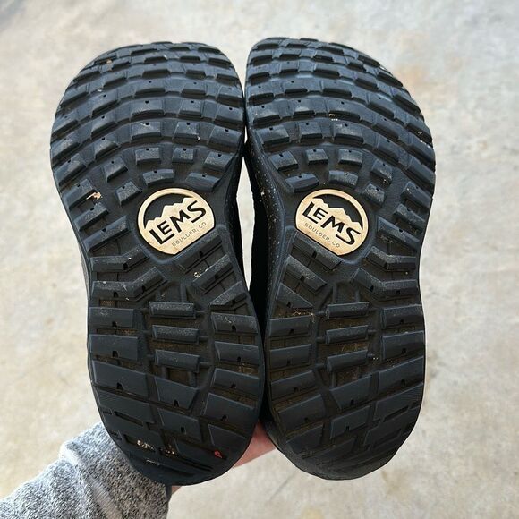 Men's Black Athletic Shoes - Picture 9 of 10